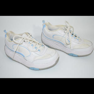 Step-N-Tone by LA Gear Walking Athletic Toning Shoes White/Blue Women's Size 6